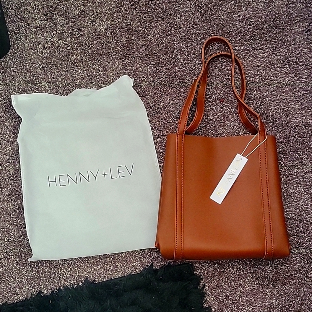 Henny and lev